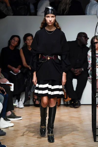 Look 45